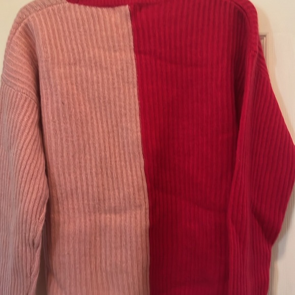Fabulous 2 tone pink cashmere sweater with heart. NWT Size Large. - Picture 8 of 11